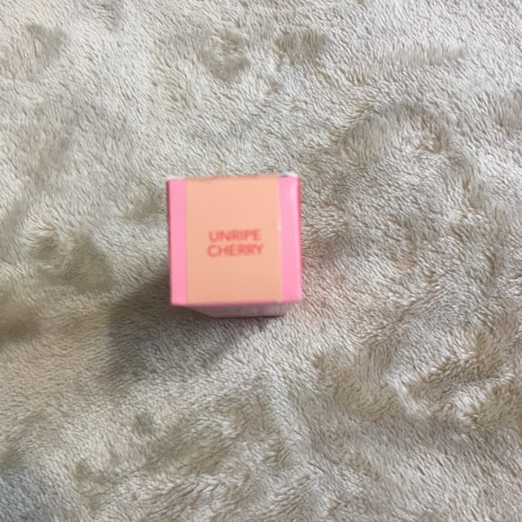 Lime Crime Wet Cherry Lipgloss Unripe Cherry BNIB - Picture 3 of 11